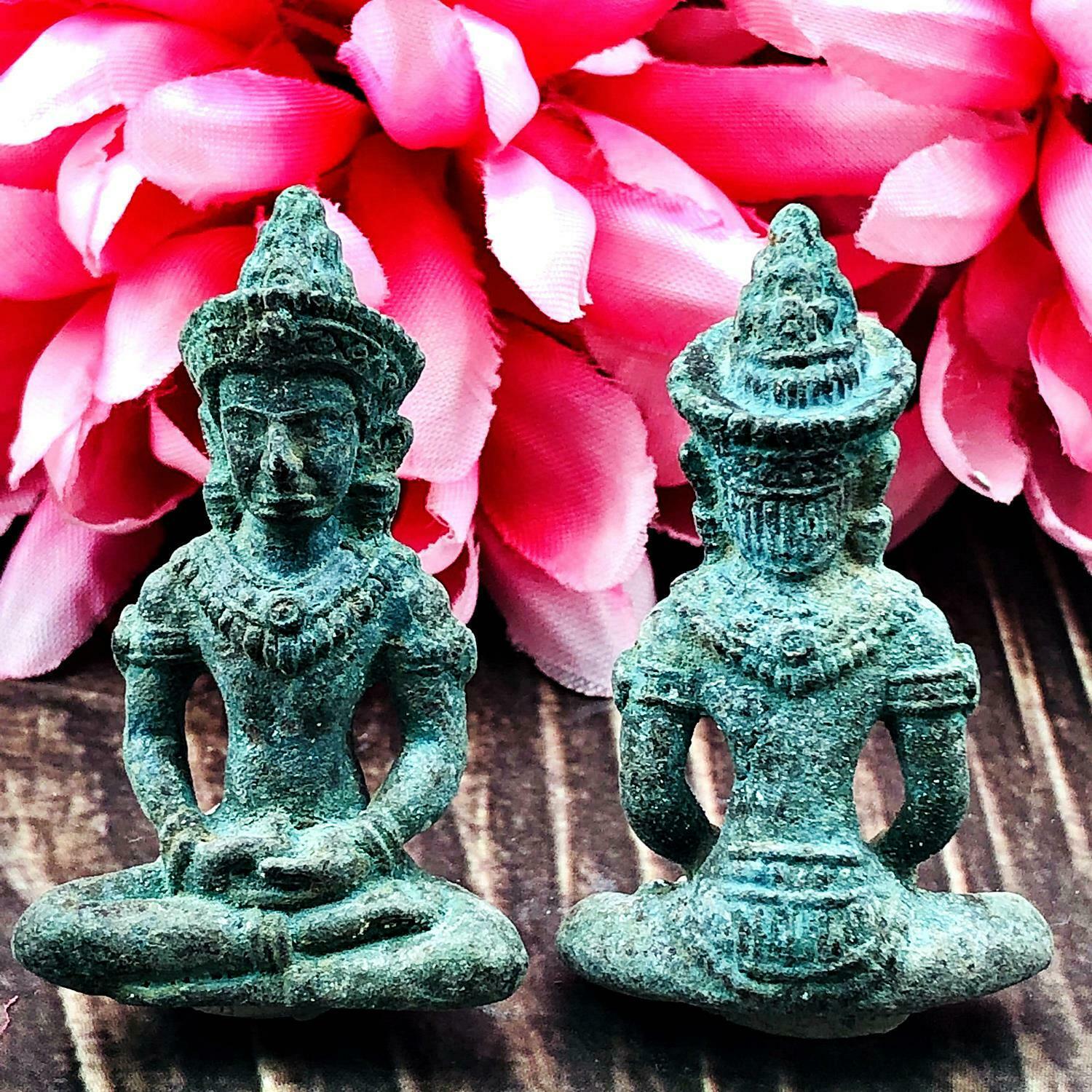 Ancient Khmer Male Goddess Meditation Deity Bronze Green Thai Amulet Armor 16809